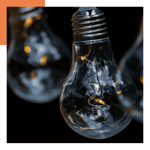 Ampoules pour montrer l'innovation et les contrats établis